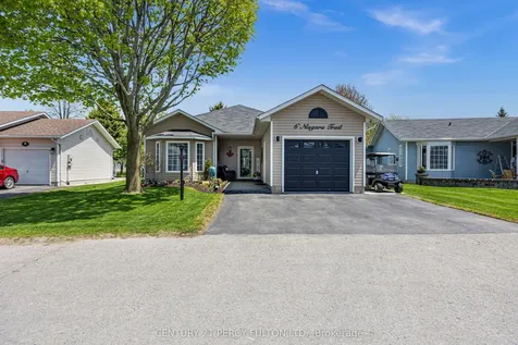 6 Niagara Trail Clarington ON L1B 1A2