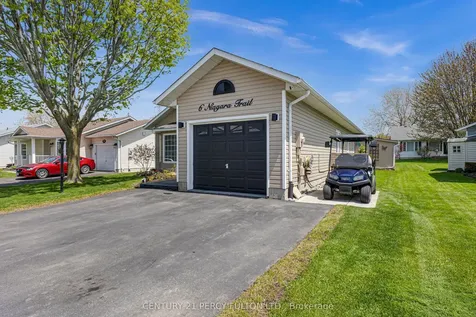 6 Niagara Trail Clarington ON L1B 1A2