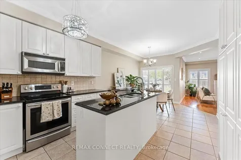 67 Cranborne Crescent Whitby ON L1M 2M1