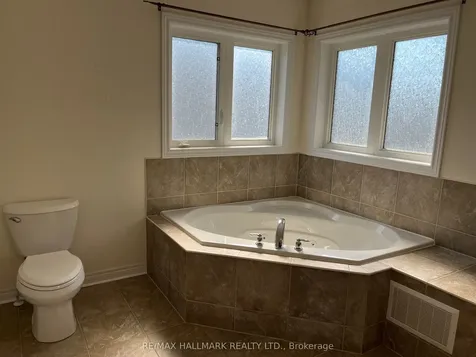 117 James Govan Drive Whitby ON L1N 0H4