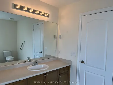 117 James Govan Drive Whitby ON L1N 0H4