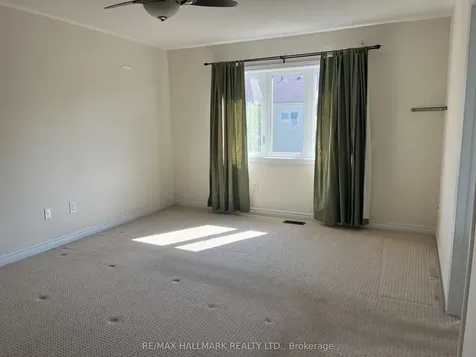 117 James Govan Drive Whitby ON L1N 0H4