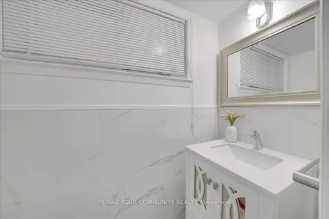38 Goodless Court Toronto ON M1B 1A1