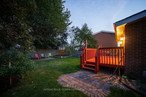 38 Goodless Court Toronto ON M1B 1A1