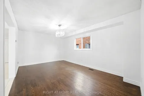 36 Ravenview Drive Whitby ON L1R 1Y2