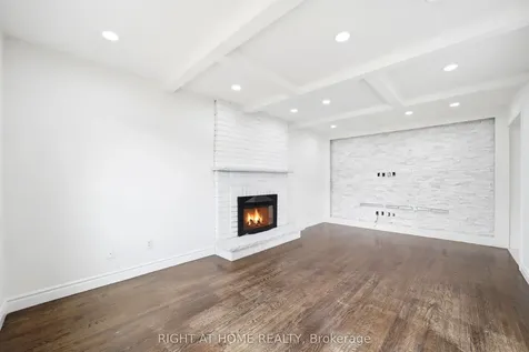 36 Ravenview Drive Whitby ON L1R 1Y2