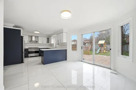 36 Ravenview Drive Whitby ON L1R 1Y2
