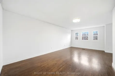 36 Ravenview Drive Whitby ON L1R 1Y2