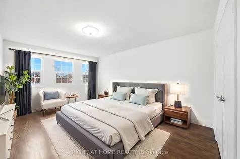 36 Ravenview Drive Whitby ON L1R 1Y2