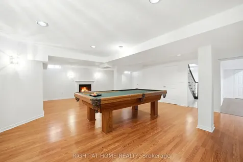 36 Ravenview Drive Whitby ON L1R 1Y2