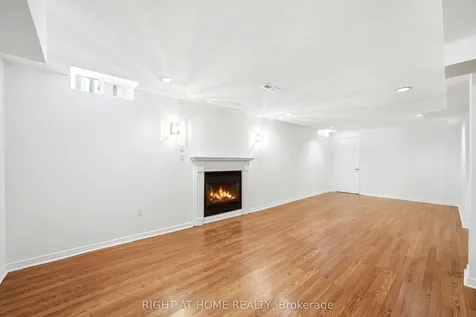 36 Ravenview Drive Whitby ON L1R 1Y2