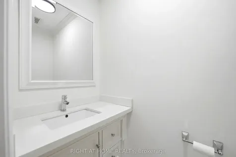 36 Ravenview Drive Whitby ON L1R 1Y2
