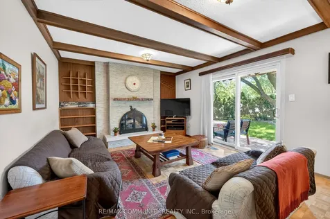 588 Huntingwood Drive Toronto ON M1W 1G8