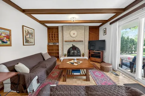 588 Huntingwood Drive Toronto ON M1W 1G8