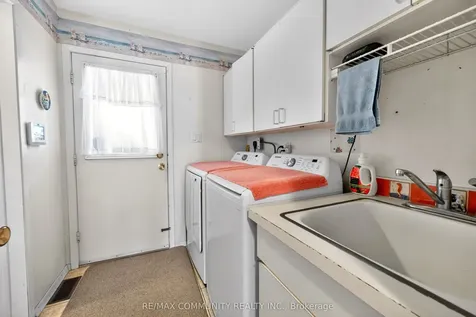 588 Huntingwood Drive Toronto ON M1W 1G8
