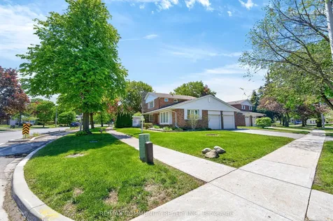 588 Huntingwood Drive Toronto ON M1W 1G8