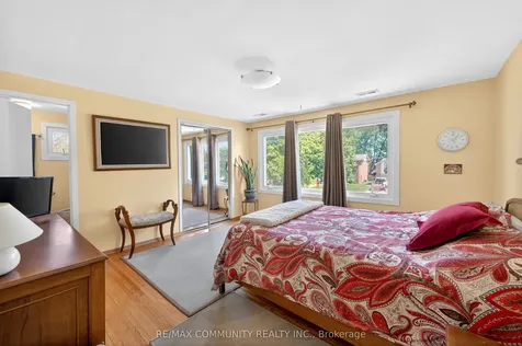 588 Huntingwood Drive Toronto ON M1W 1G8