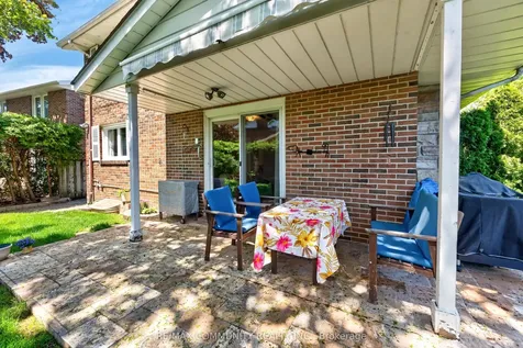 588 Huntingwood Drive Toronto ON M1W 1G8