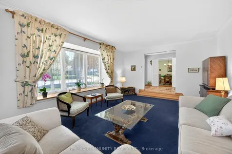 588 Huntingwood Drive Toronto ON M1W 1G8