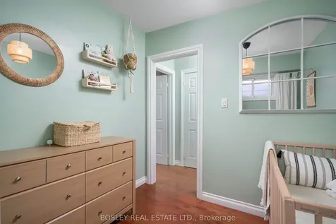 24 Queensdale Avenue Toronto ON M4J 1X9