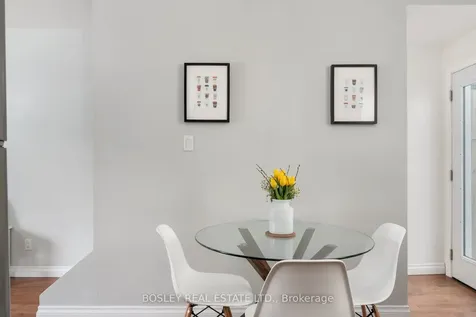 24 Queensdale Avenue Toronto ON M4J 1X9