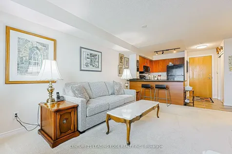 340 Watson Street W Whitby ON L1N 9G1