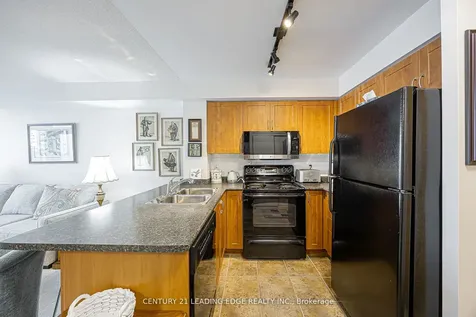 340 Watson Street W Whitby ON L1N 9G1
