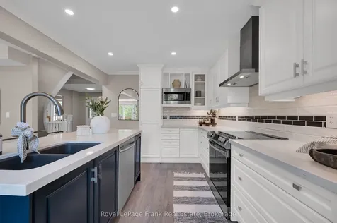 53 Pinedale Crescent Clarington ON L1E 1C7