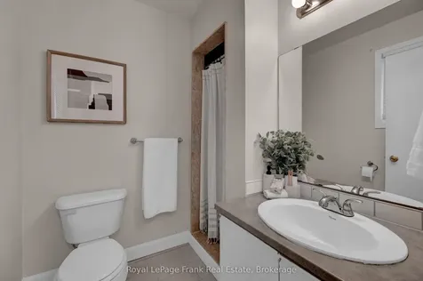 53 Pinedale Crescent Clarington ON L1E 1C7