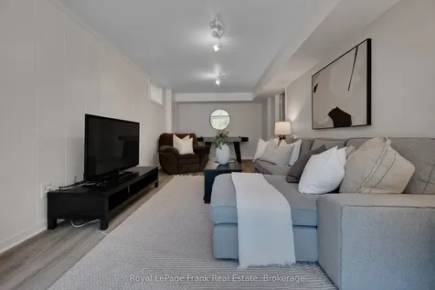 53 Pinedale Crescent Clarington ON L1E 1C7