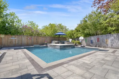 53 Pinedale Crescent Clarington ON L1E 1C7