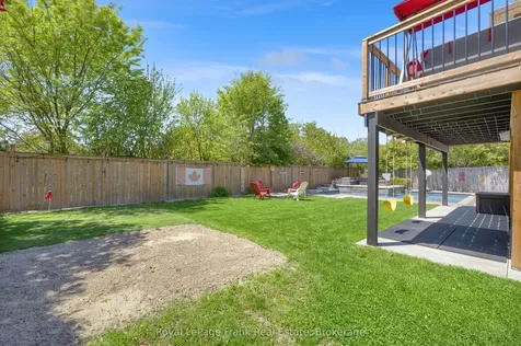 53 Pinedale Crescent Clarington ON L1E 1C7