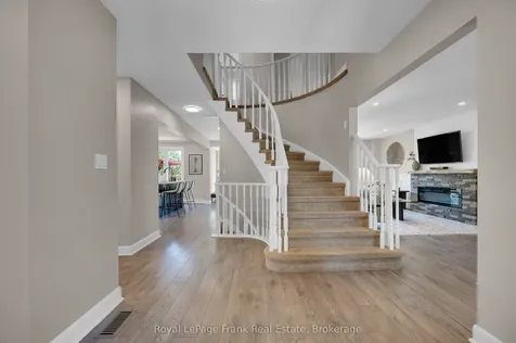 53 Pinedale Crescent Clarington ON L1E 1C7