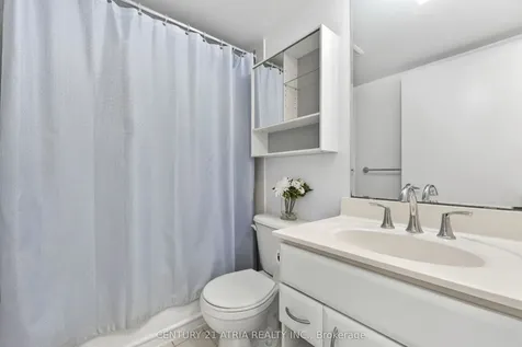 38 Lee Centre Drive Toronto ON M1H 3J7