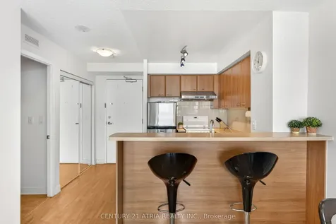 38 Lee Centre Drive Toronto ON M1H 3J7