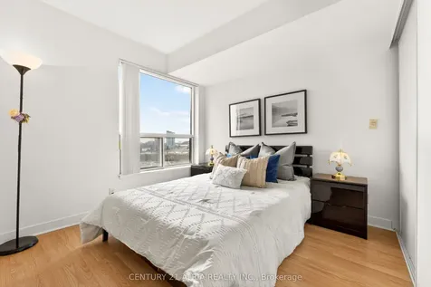 38 Lee Centre Drive Toronto ON M1H 3J7