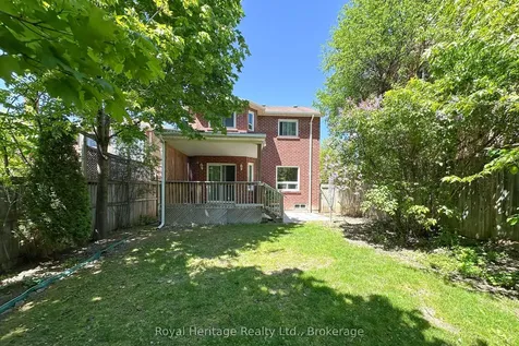 27 Furrow Drive Whitby ON L1R 1Y6