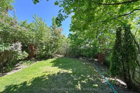 27 Furrow Drive Whitby ON L1R 1Y6