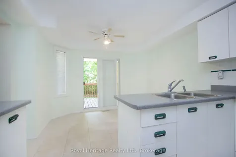 27 Furrow Drive Whitby ON L1R 1Y6