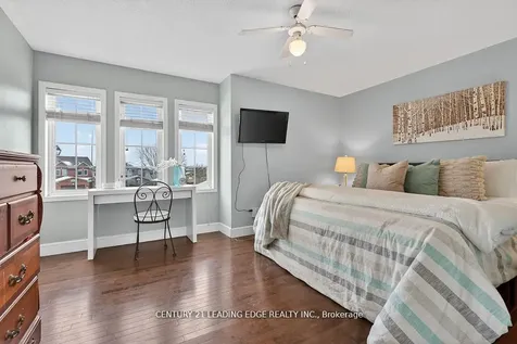 56 Ivory Court Clarington ON L1C 5C1