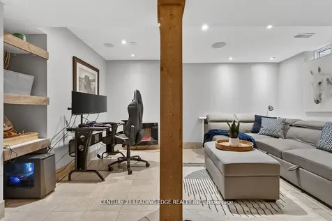 56 Ivory Court Clarington ON L1C 5C1