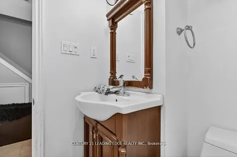 56 Ivory Court Clarington ON L1C 5C1