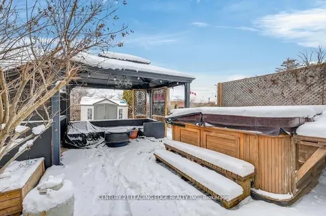 56 Ivory Court Clarington ON L1C 5C1