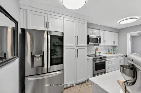 56 Ivory Court Clarington ON L1C 5C1