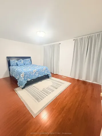284 Sprucewood Court Toronto ON M1W 1P8