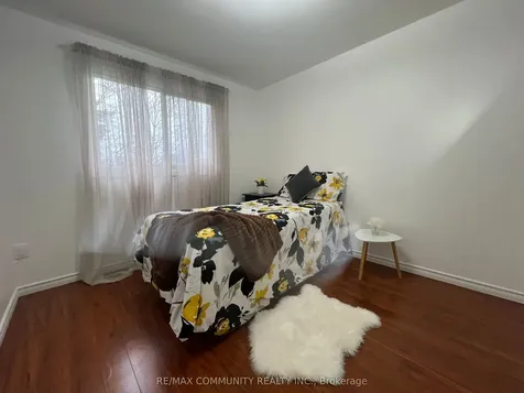 284 Sprucewood Court Toronto ON M1W 1P8