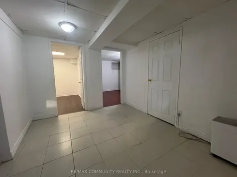 284 Sprucewood Court Toronto ON M1W 1P8