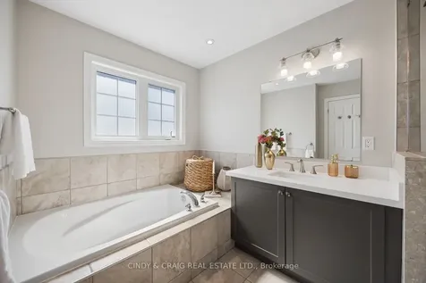 54 Arthur Trewin Street Clarington ON L1E 0G5