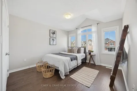 54 Arthur Trewin Street Clarington ON L1E 0G5