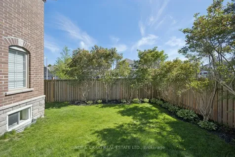 54 Arthur Trewin Street Clarington ON L1E 0G5
